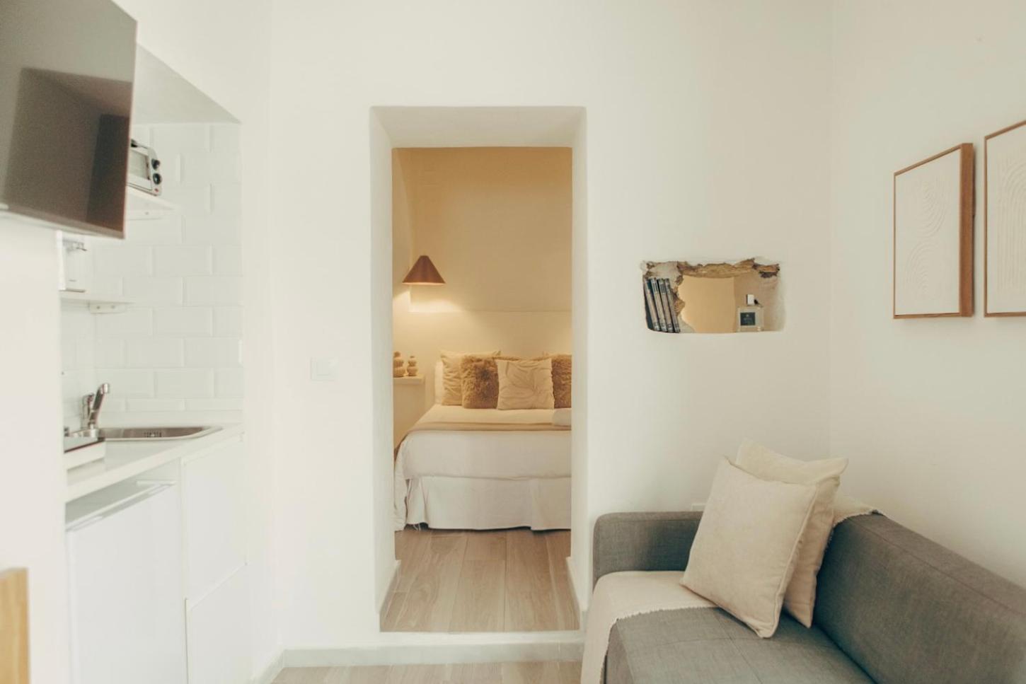 Apartment Naos - Beachside & Downtown