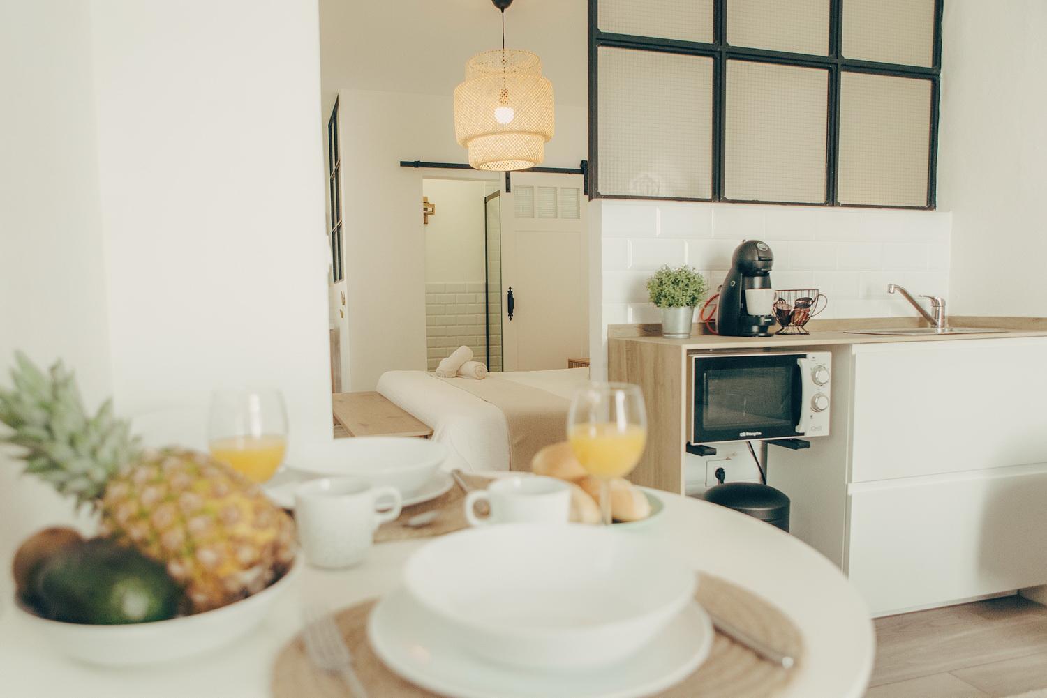 Naos - Beachside & Downtown Apartment *