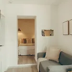Naos Apartments - Beachside & Downtown Stay